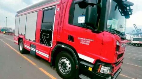 Bomberos cuenta con un moderno carro para combatir las emergencias peligrosas