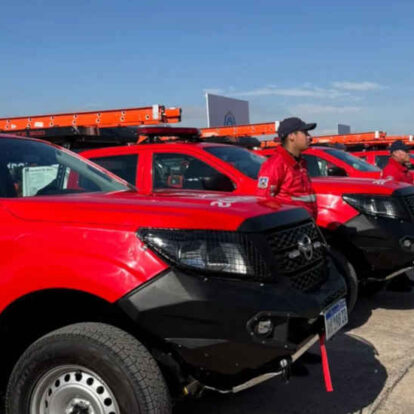 Renovación del parque automotor de los Bomberos de la Policía