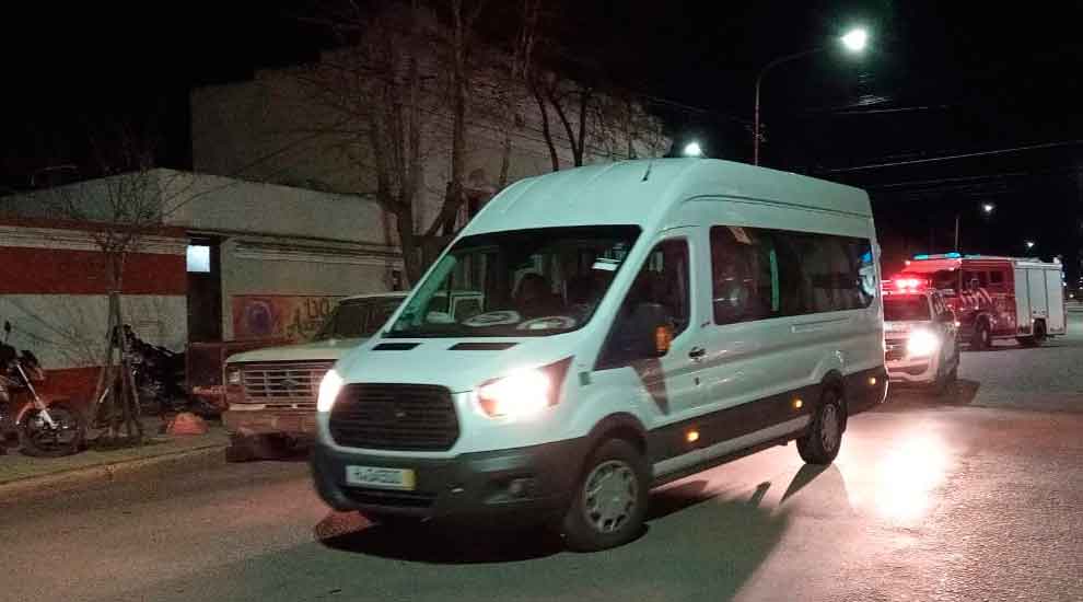 Bomberos Voluntarios de Ascensión recibió anoche su nueva adquisición