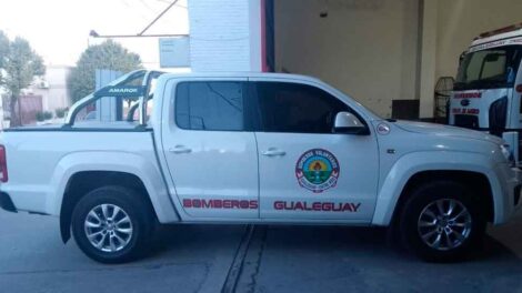 Bomberos Voluntarios de Gualeguay presentó vehículo nuevo