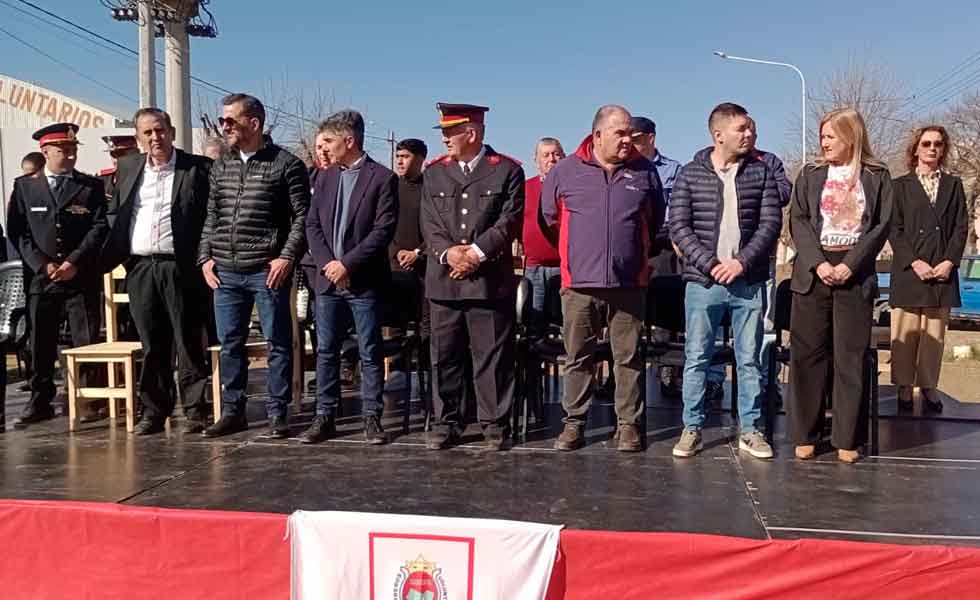 La Asociación de Bomberos Voluntarios celebró su 25° aniversario