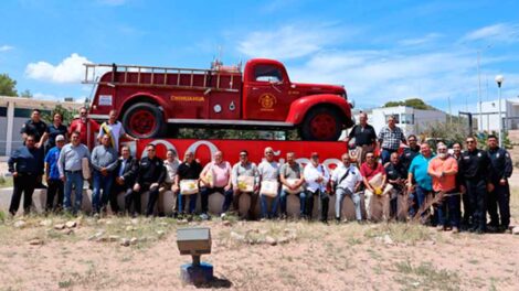 Reconocen a bomberos veteranos en el marco del Día del Bombero