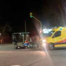Una motociclista chocó con un camión de bomberos en avenida Mitre