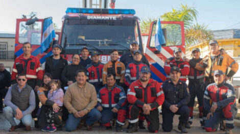 Nuevo autobomba para Bomberos Voluntarios de Diamante