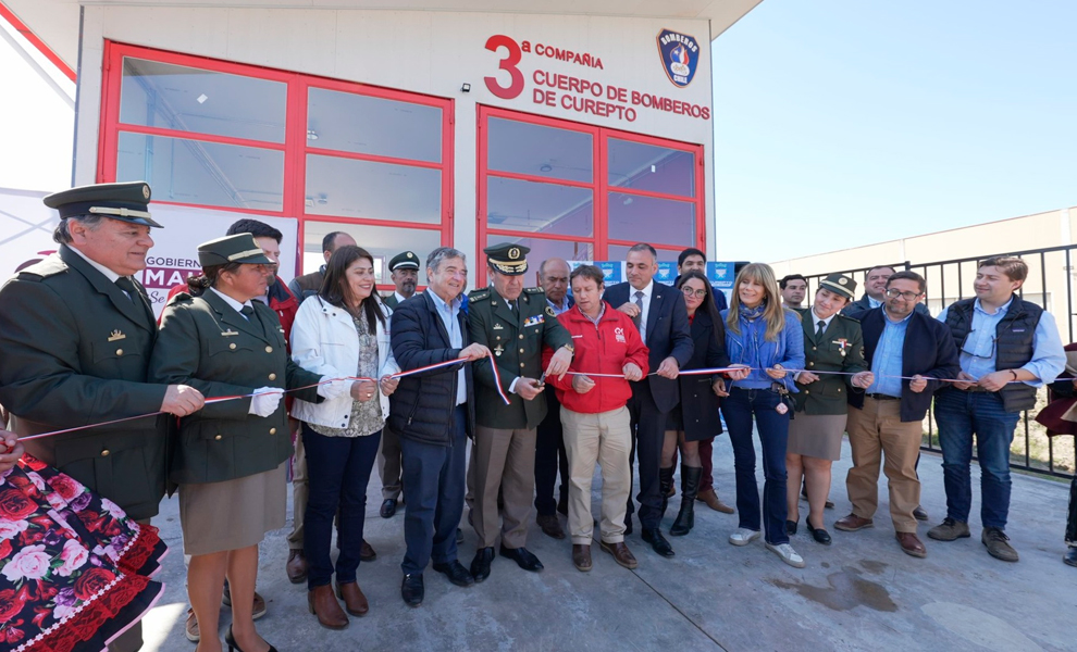 Inauguración de la sala de máquinas de la Tercera Compañía de Bomberos