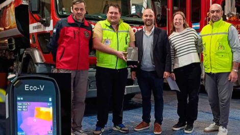 Bomberos de Crespo agradecen a empresa por donación de equipamiento