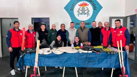 Ambiente entregó equipamiento al cuartel de Bomberos Voluntarios de Justo Daract