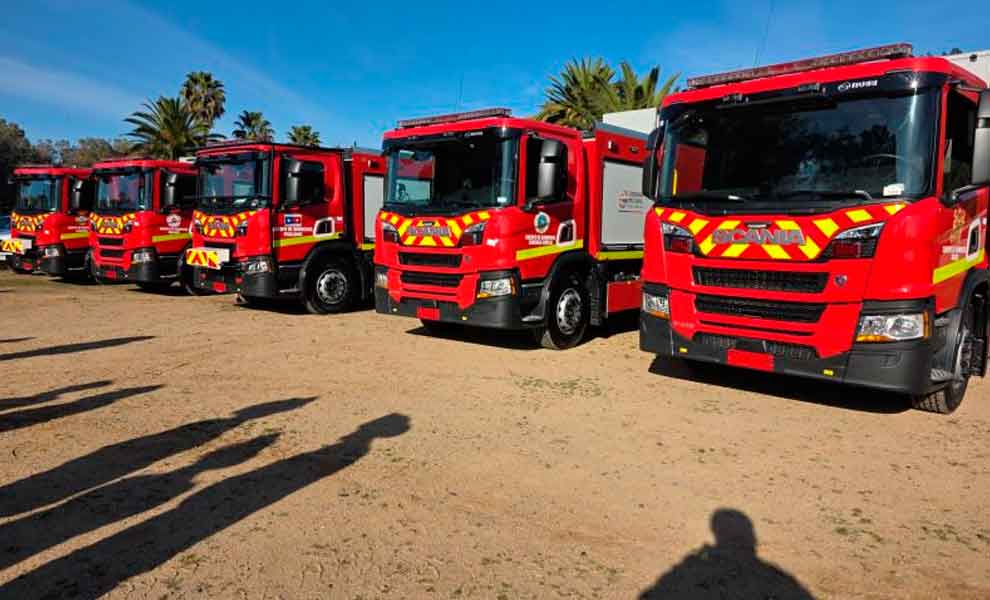 Bomberos del Maule recibió los primeros 5 carros BT del Gobierno Regional