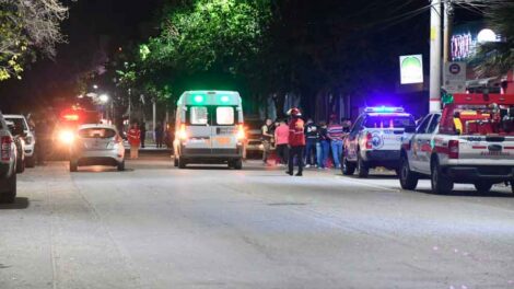 Fallecen dos bomberos de la Policía de la Rioja al caer de una antena