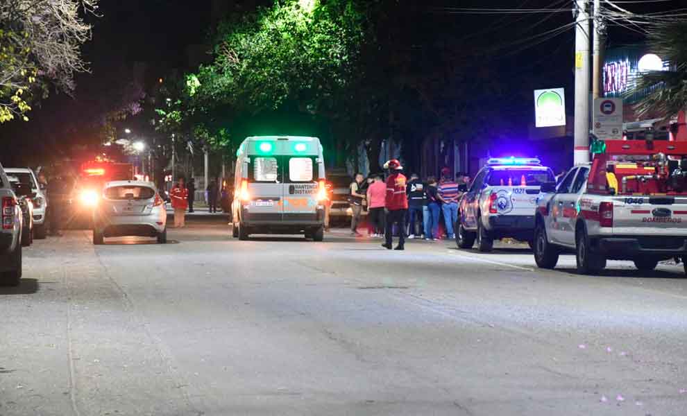 Fallecen dos bomberos de la Policía de la Rioja al caer de una antena