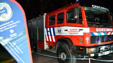 Bomberos Voluntarios de Chacabuco presentaron un nuevo camión