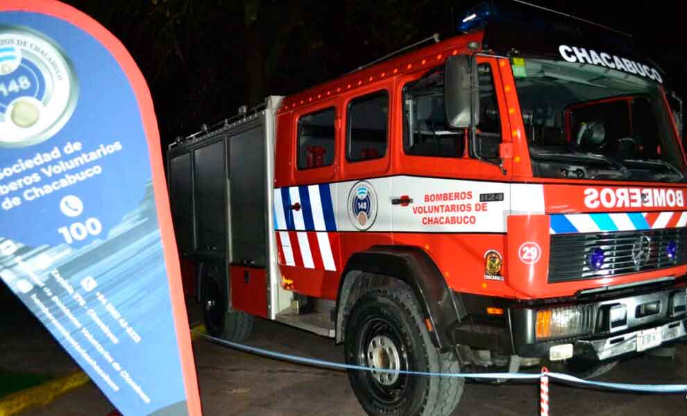 Bomberos Voluntarios de Chacabuco presentaron un nuevo camión