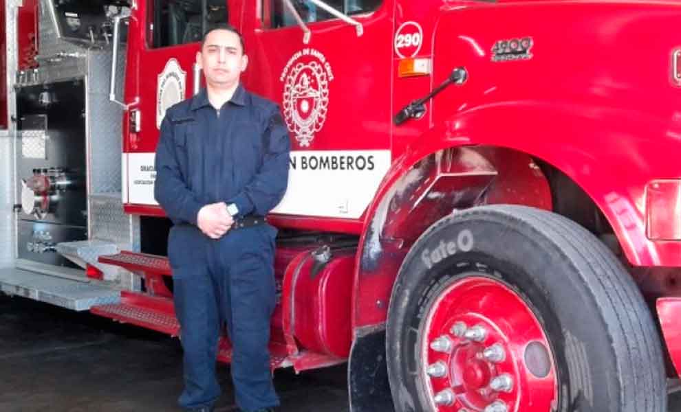 Bombero de Río Gallegos asistió a un menor que se encontraba asfixiado