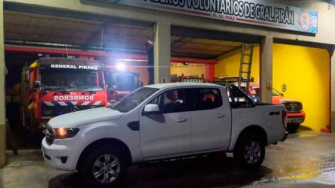 Bomberos Voluntarios de General Pirán incorporaron una Ford Ranger 4x4