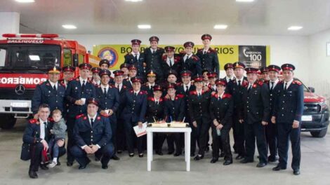 Bomberos Voluntarios cumplió 46 años de vida institucional