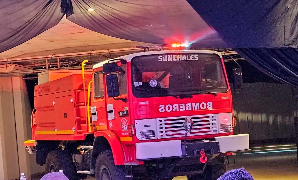 Bomberos suma una nueva unidad para combatir incendios forestales