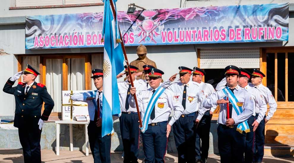 Los Bomberos Voluntarios de Rufino celebran su 64º aniversario