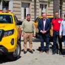 Entrega de camionetas y equipamientos para bomberos de San Cristóbal