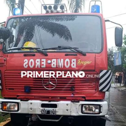 Camión de Bomberos que iba a incendio chocó contra colectivo