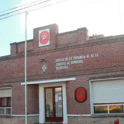 Un bombero salvó la vida de un bebé que se estaba ahogando