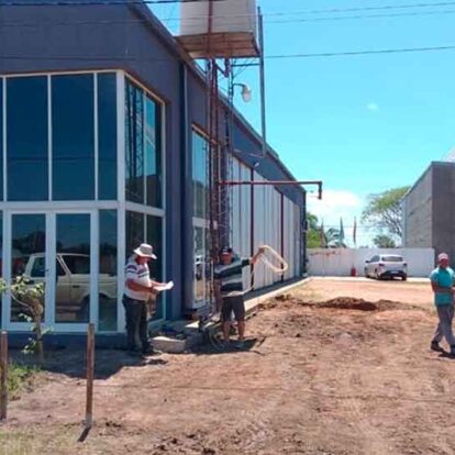 Ejecutan nuevas obras en el cuartel de Bomberos de Villa del Rosario