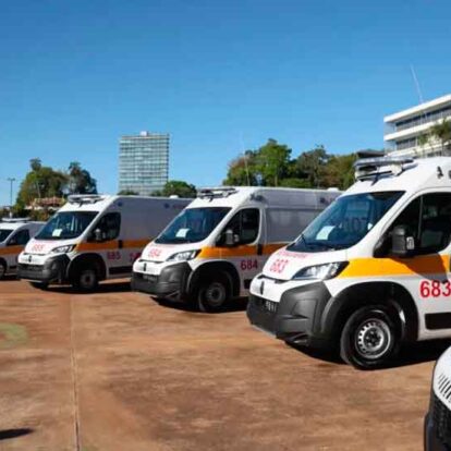 Bomberos de Andresito amplían su flota con una moderna ambulancia