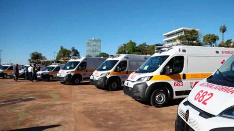 Bomberos de Andresito amplían su flota con una moderna ambulancia