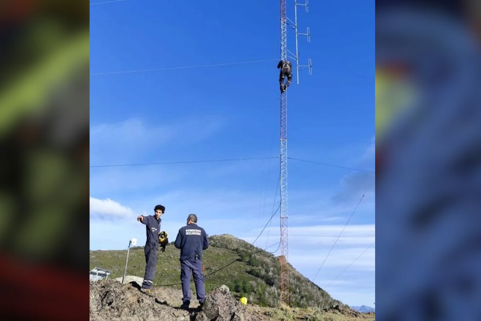 Bomberos de Meliquina refuerzan su red de comunicaciones