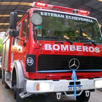 Bomberos Voluntarios de Esteban Echeverría presentó una nueva unidad