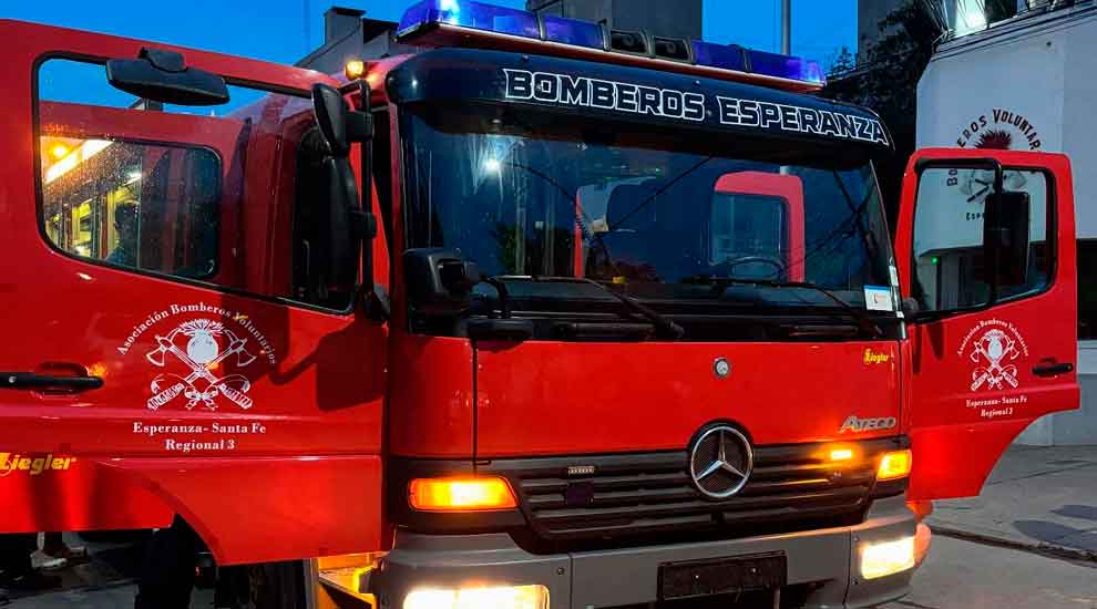 Bomberos Voluntarios de Esperanza incorporó una nueva unidad