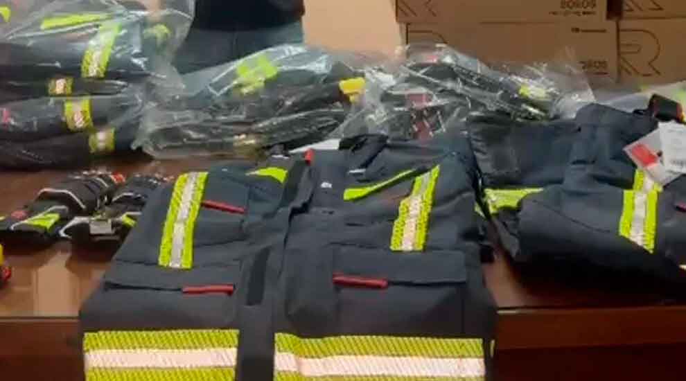 Bomberos de Armstrong adquirieron elementos de protección personal