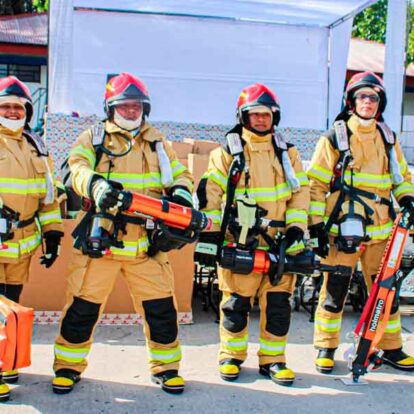 Histórico equipamiento fortalece a los Bomberos Voluntarios de la región