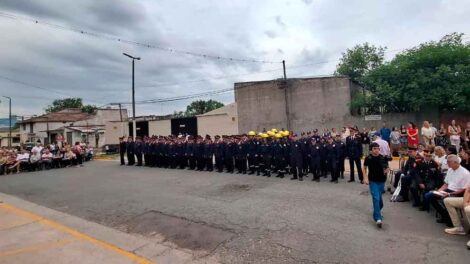 La Asociación de Bomberos Voluntarios celebró 75 años de historia