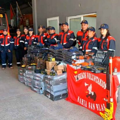 Bomberos Voluntarios de Bahía San Blas recibieron nuevo equipamiento