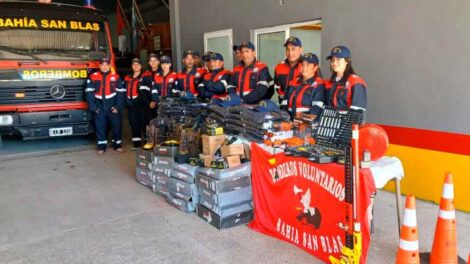 Bomberos Voluntarios de Bahía San Blas recibieron nuevo equipamiento
