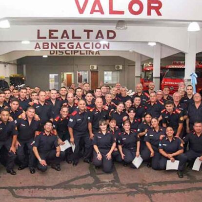 Bomberos Voluntarios de Echenagucía celebraron 103 años de servicio