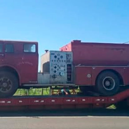 Bomberos de Empedrado donaron una autobomba a la localidad de Tabay