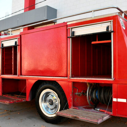 Warnes: El cuerpo de Bomberos Voluntarios adquirió su primera autobomba