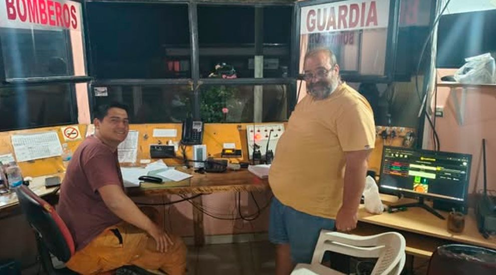 Reconocimiento al aporte de las comunicaciones durante la emergencia en El Hoyo