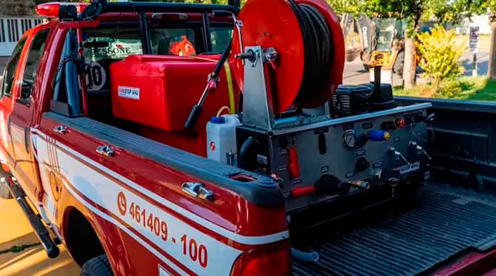 Bomberos Voluntarios de Armstrong sumaron un moderno kit de ataque rápido