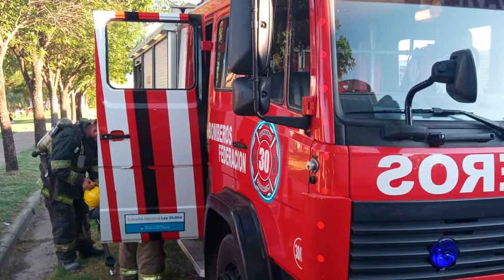 Crisis institucional y operativa en el cuartel de Bomberos de Federación