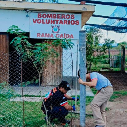 Bomberos de Rama Caída ponen en valor su cuartel