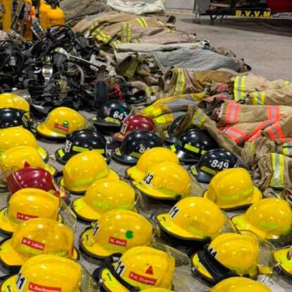 Bomberos de Villa María reciben una histórica donación desde Canadá