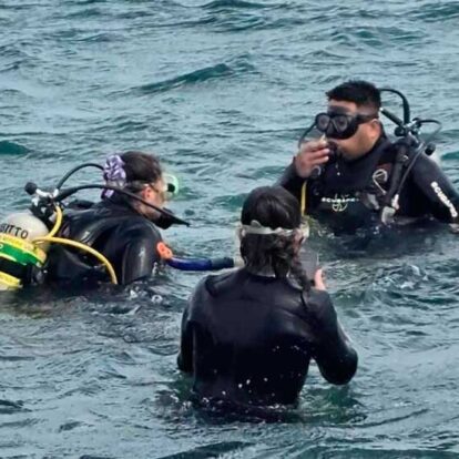 Bomberos de Centenario y Junín de los Andes se especializan en rescate acuático