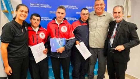 San Luis otorga beneficios vitalicios a bomberos con 25 años de trayectoria