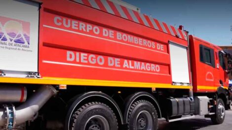 Entregan seis modernos camiones aljibe a Bomberos de Atacama