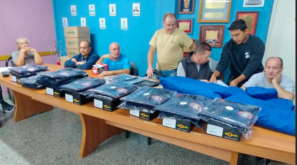 Bomberos Voluntarios de Salliqueló renuevan el equipamiento de su personal