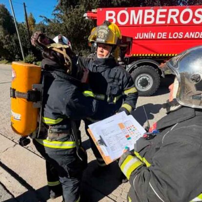 Bomberos de la región se capacitan en Materiales Peligrosos