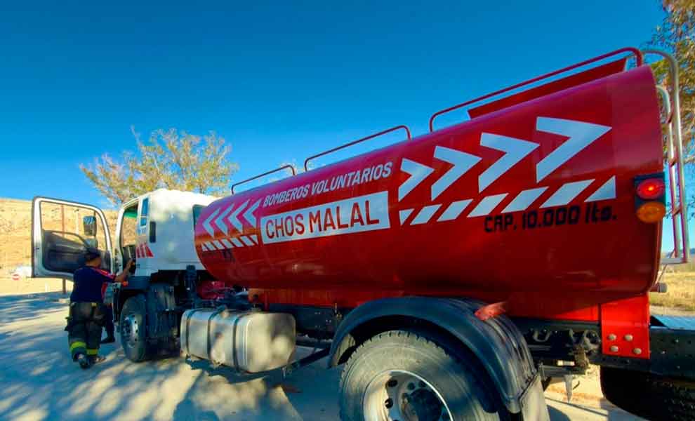 Bomberos de Chos Malal suma una nueva unidad a su cuartel