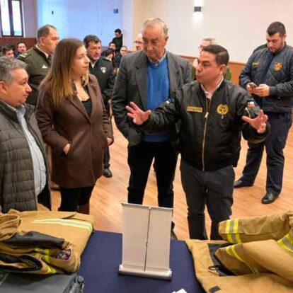 Magallanes destina más de 1.300 millones a equipar a sus bomberos